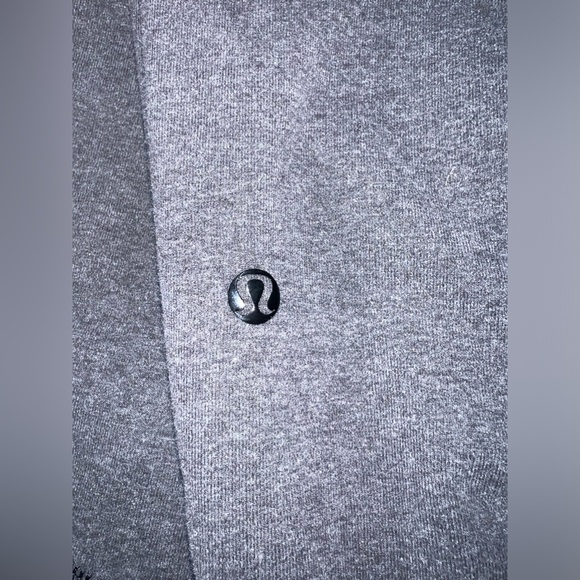 Lululemon Refine Crop / Size 4 - Picture 8 of 11